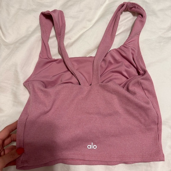 Alo Tank - Picture 2 of 3